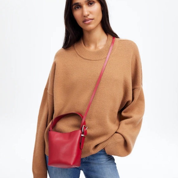 Essential Micro Bucket Tote - Picture 3 of 5